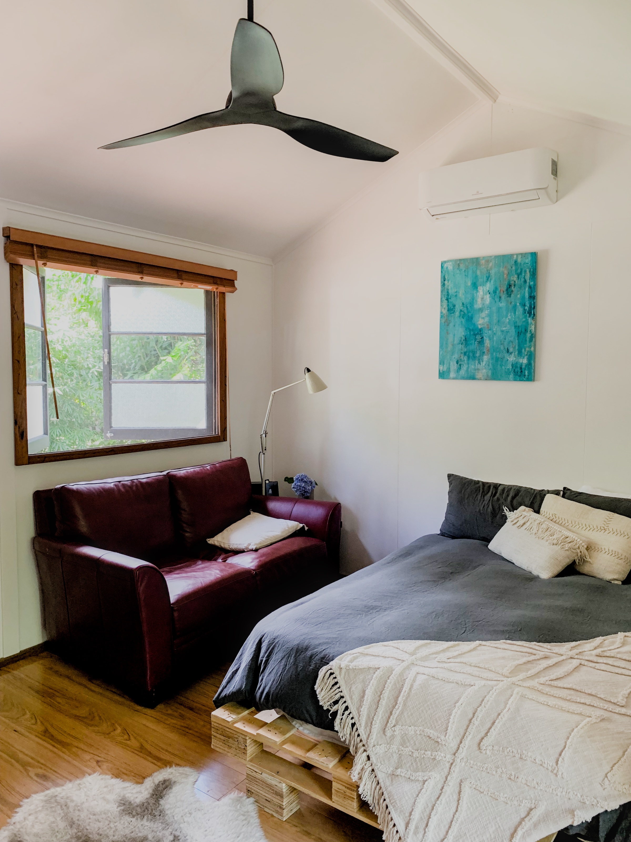 Airbnb Bedroom Lighting: The Setup That Gets You Mentioned in Reviews